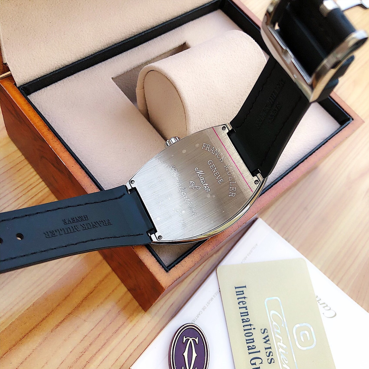 Đồng hồ nam Đồng hồ nam