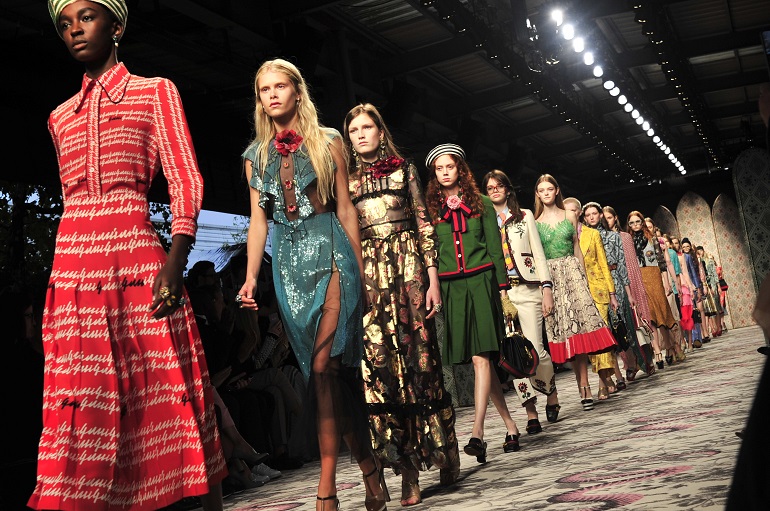 Đồng hồ nữ gucci