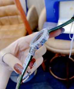 Đồng hồ Piaget nữ đính đá