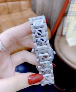 Đồng hồ Burberry nam dây kim loại