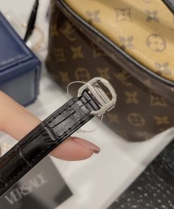 Đồng hồ Cartier nữ dây da
