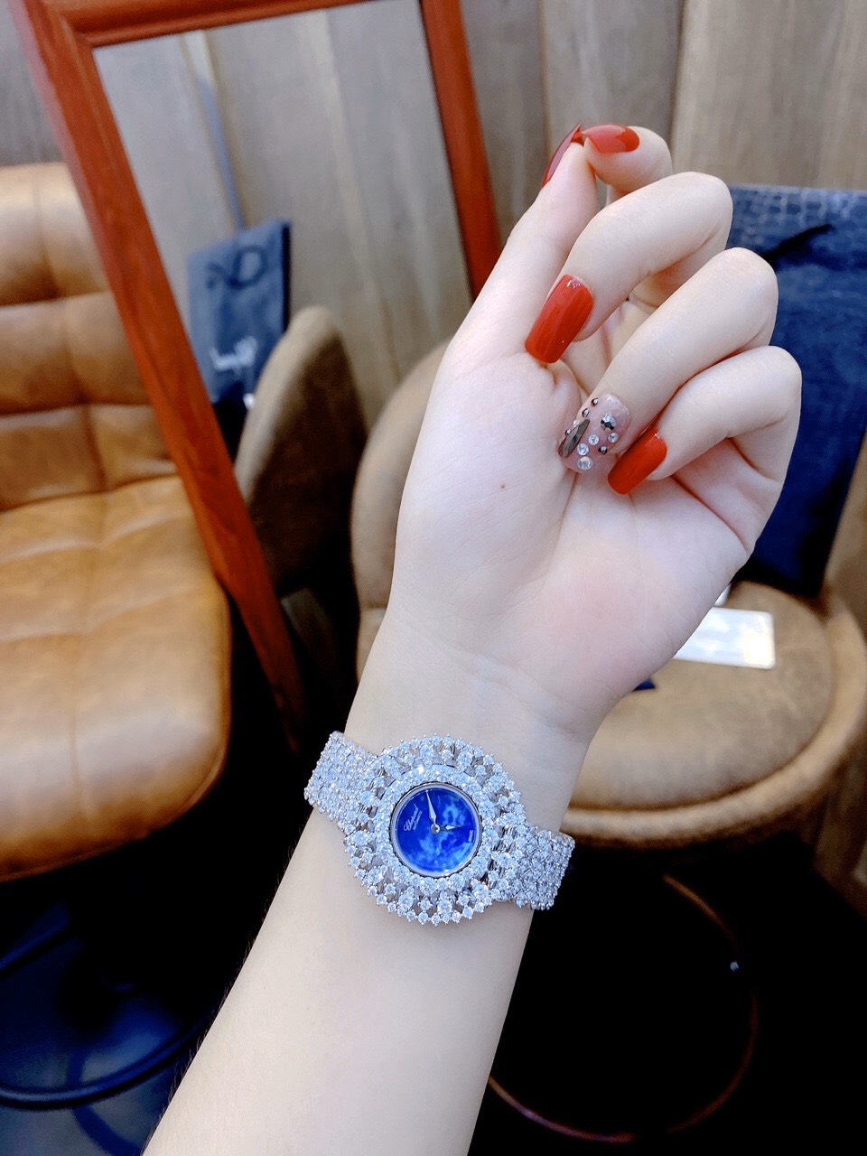 Đồng hồ Chopard nữ đẹp Đồng hồ Chopard nữ đẹp