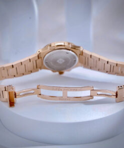 Đồng hồ Patek Philippe nữ Nautilus rose gold mặt vuông đính đá Fake cao cấp 32mm