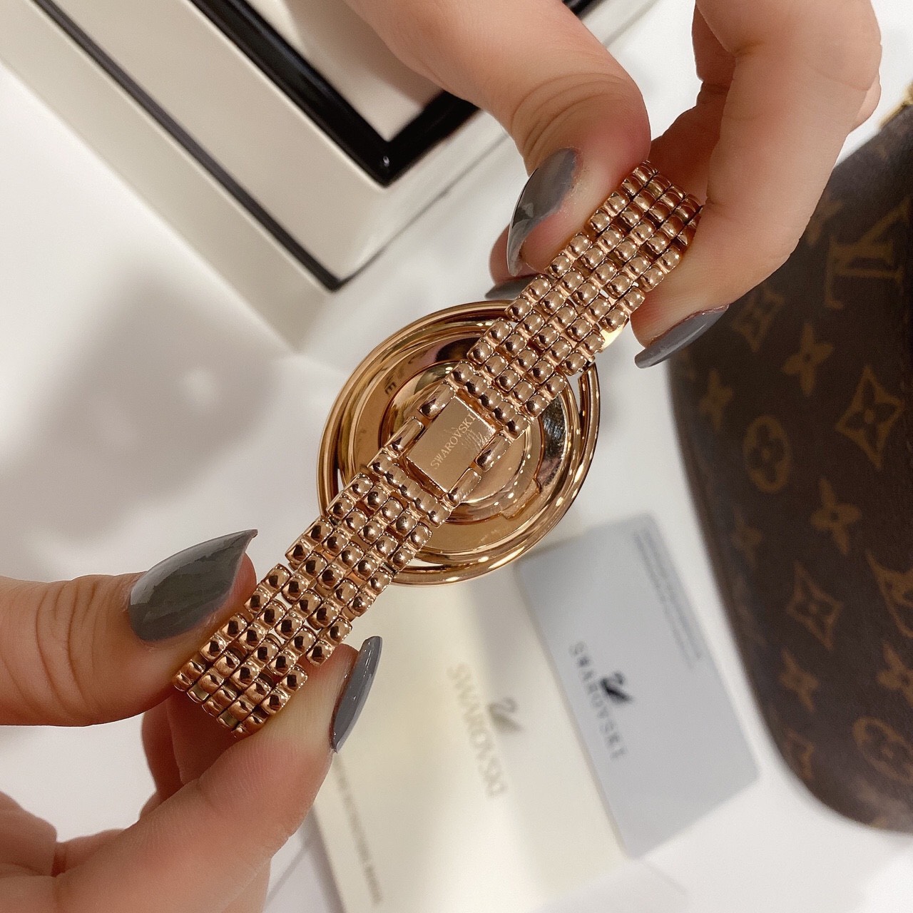 Đồng hồ Swarovski nữ đẹp Đồng hồ Swarovski nữ đẹp