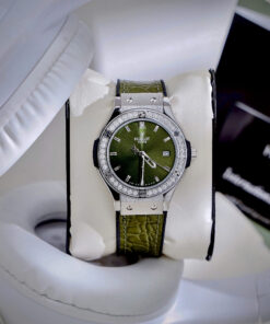 Đồng hồ Hublot nữ màu xanh lá cây Bigbang Lady trẻ trung phong cách máy Pin 33mm (5)