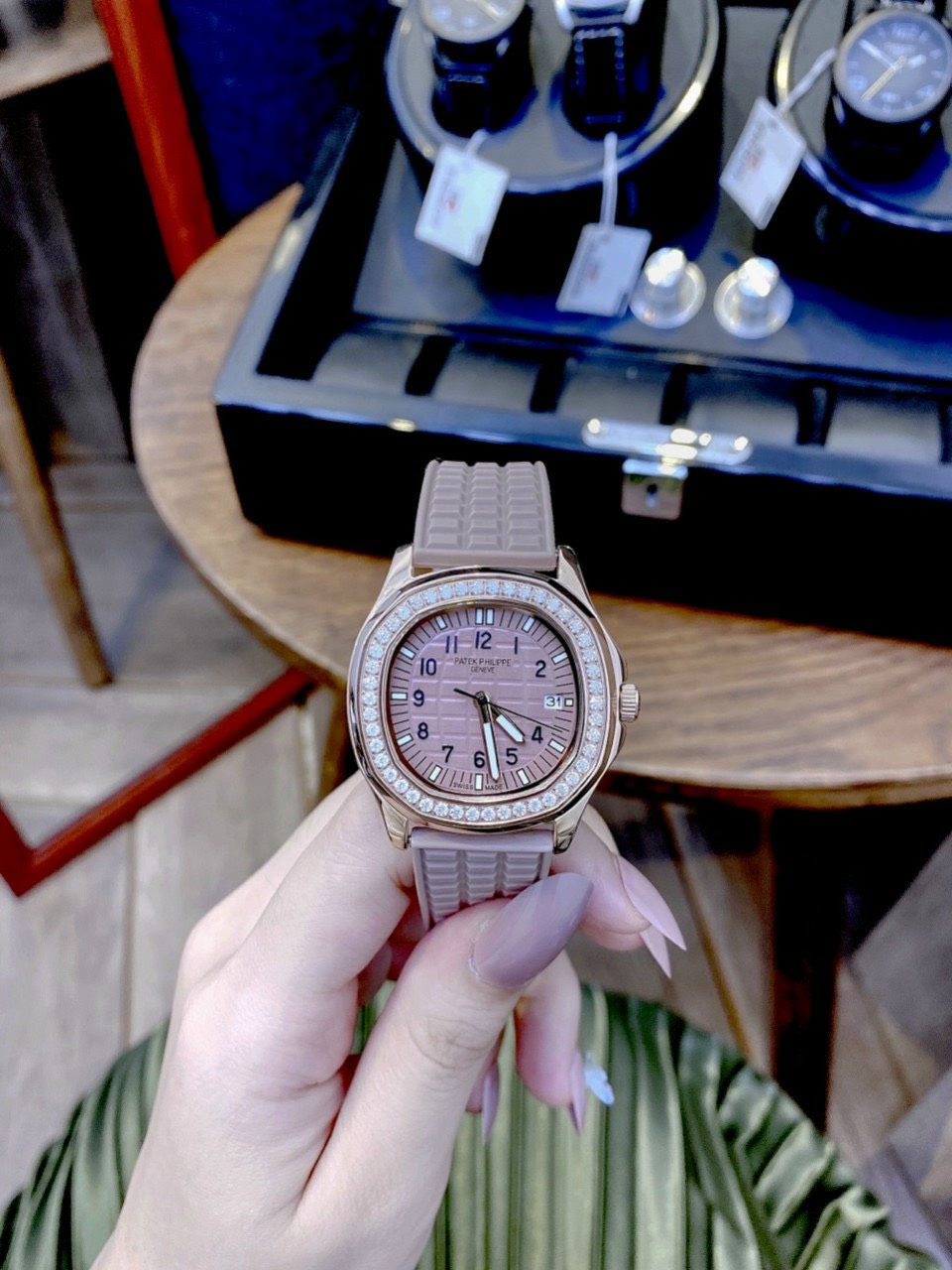 Đồng hồ Patek Philippe super fake 11 Đồng hồ Patek Philippe super fake 11