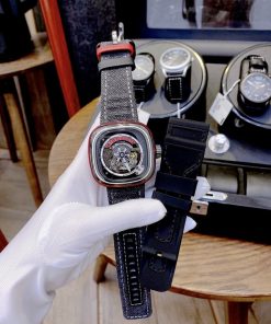 Đồng hồ SevenFriday dây cao su