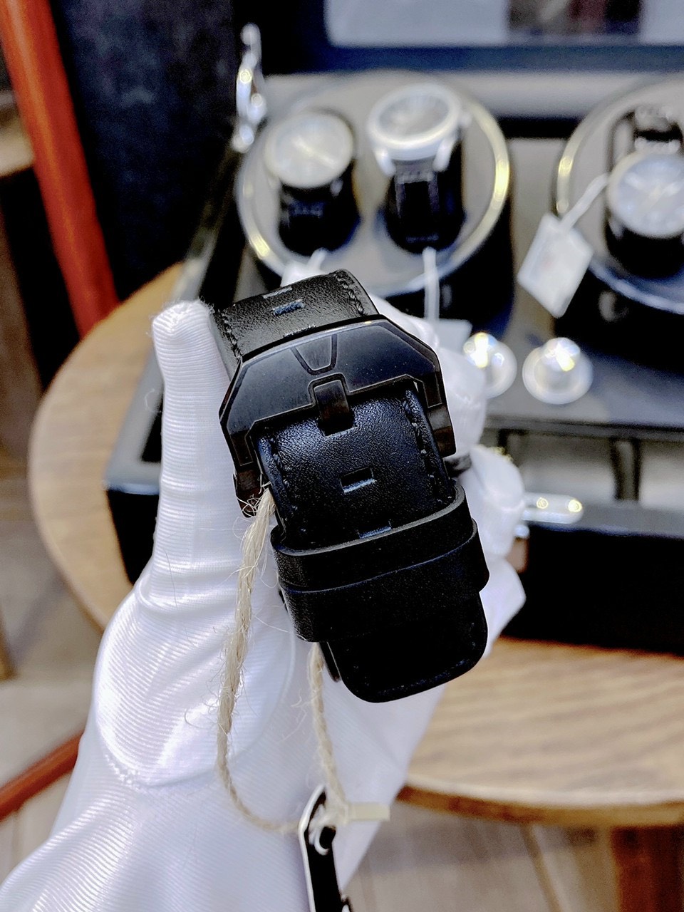 Đồng hồ SevenFriday giá rẻ Đồng hồ SevenFriday giá rẻ