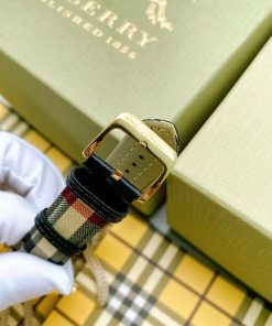 Đồng hồ cặp dây da Burberry