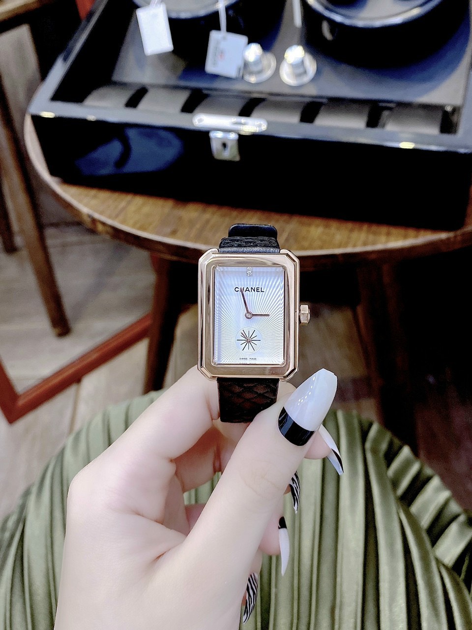 Đồng hồ Chanel nữ Đồng hồ Chanel nữ