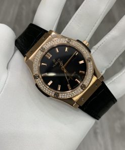 Đồng hồ Hublot nữ máy cơ