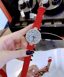 Đồng hồ Louis Vuitton nữ dây da màu đỏ