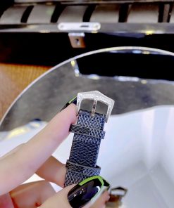 Đồng hồ Louis Vuitton super fake