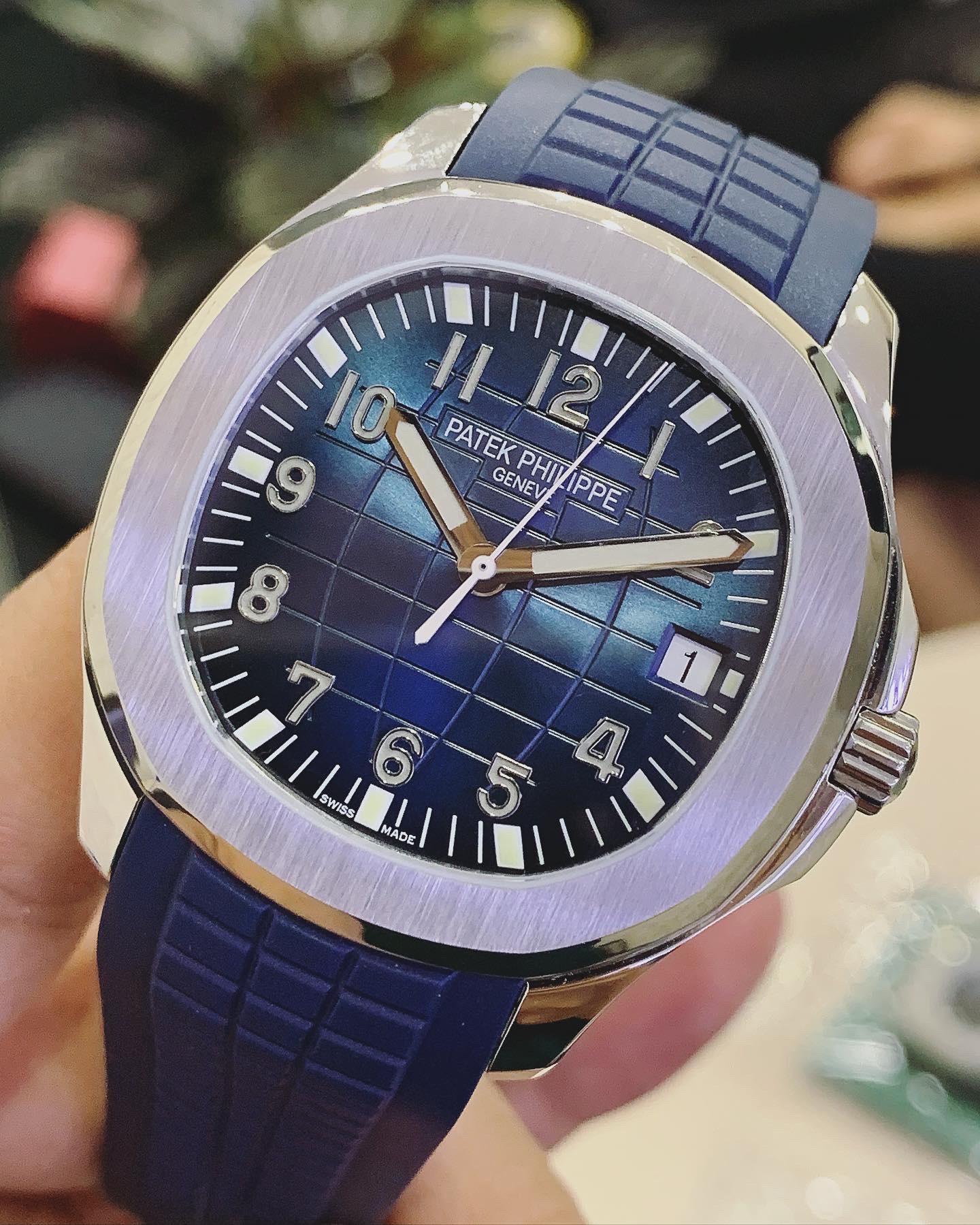 Đồng hồ Patek Philippe Nautilus Đồng hồ Patek Philippe Nautilus