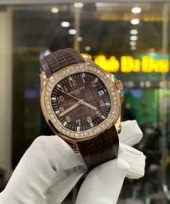 Đồng hồ Patek Philippe Nautilus màu nâu