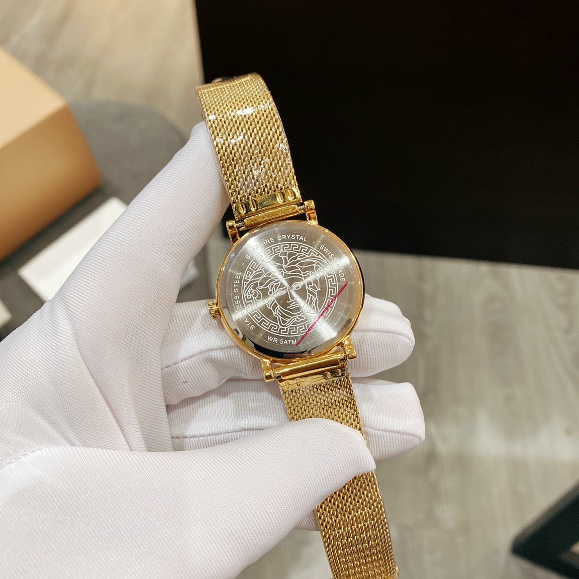 Đồng hồ Versace giá rẻ Đồng hồ Versace giá rẻ