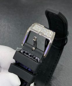 Đồng hồ Franck Muller màu đen