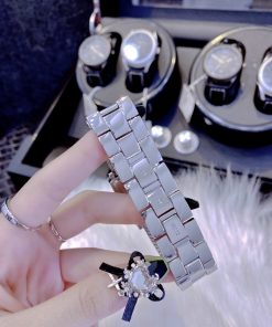 Đồng hồ Guess nữ dây kim loại