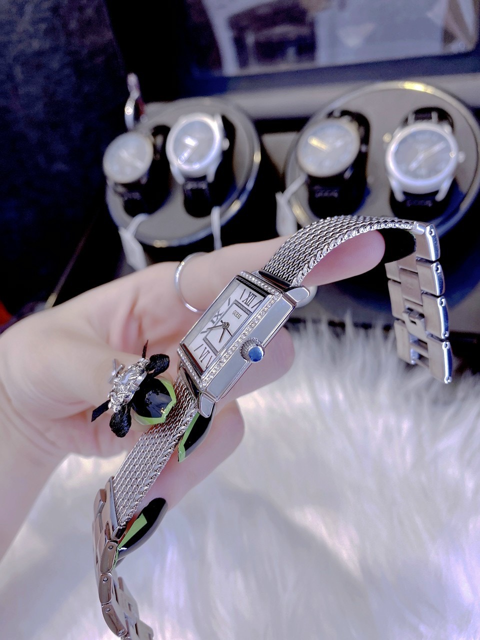 Đồng hồ Guess nữ giá rẻ Đồng hồ Guess nữ giá rẻ