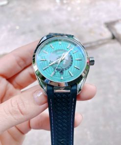 Đồng hồ Omega bản đồ màu xanh