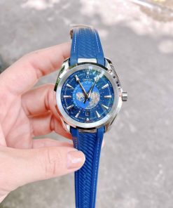Đồng hồ Omega bản đồ màu xanh dương
