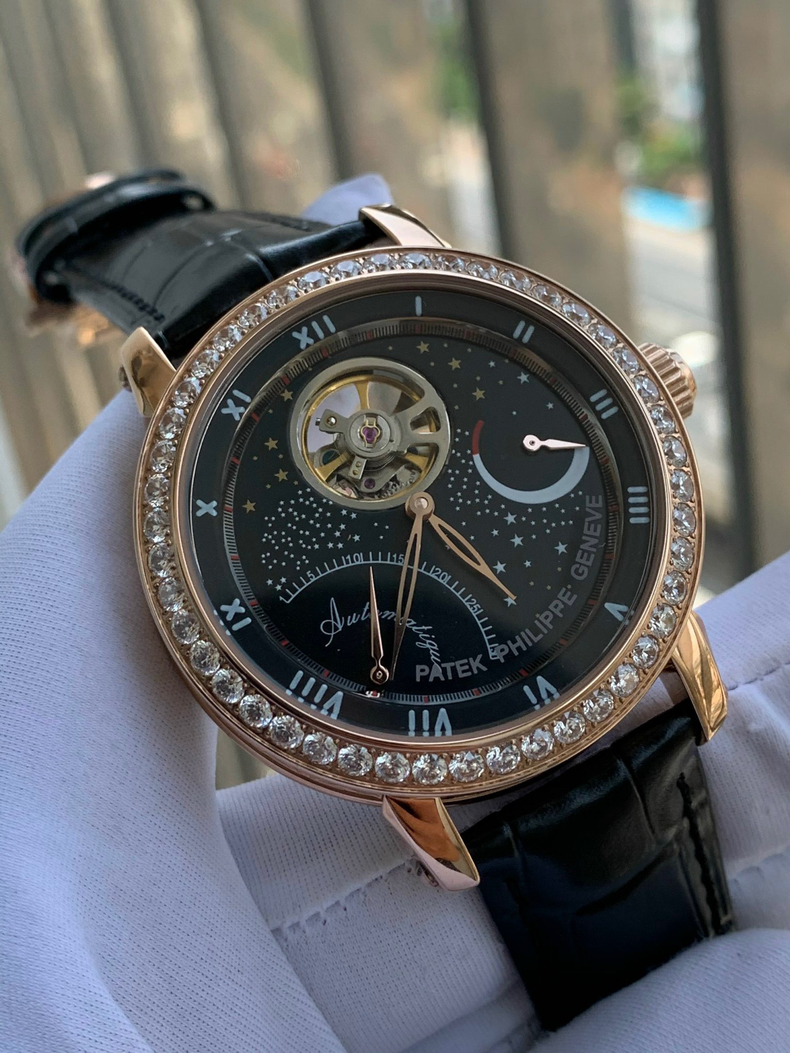 Đồng hồ Patek Philippe nam đính đá Đồng hồ Patek Philippe nam đính đá