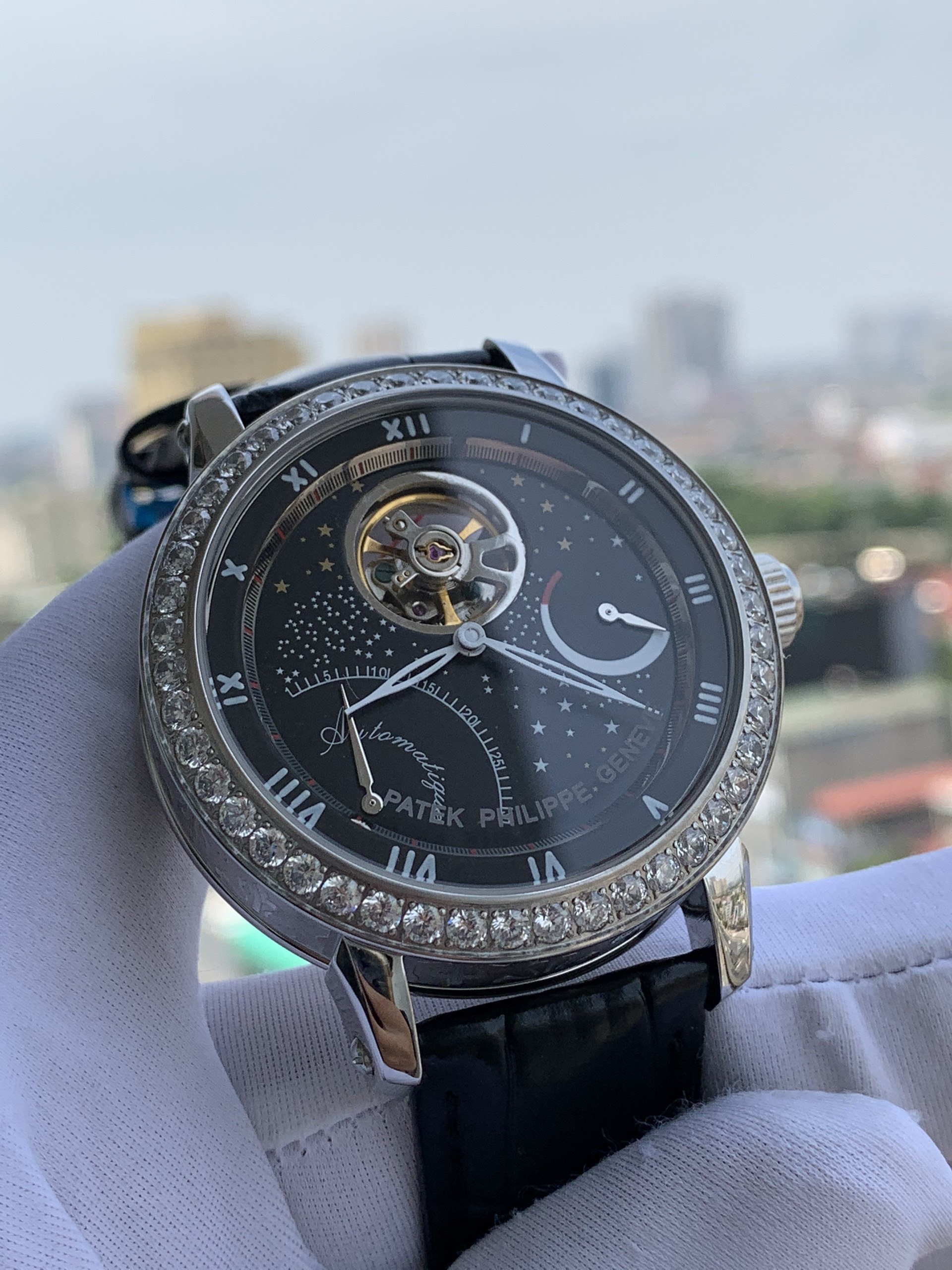 Đồng hồ Patek Philippe nam siêu cấp Đồng hồ Patek Philippe nam siêu cấp