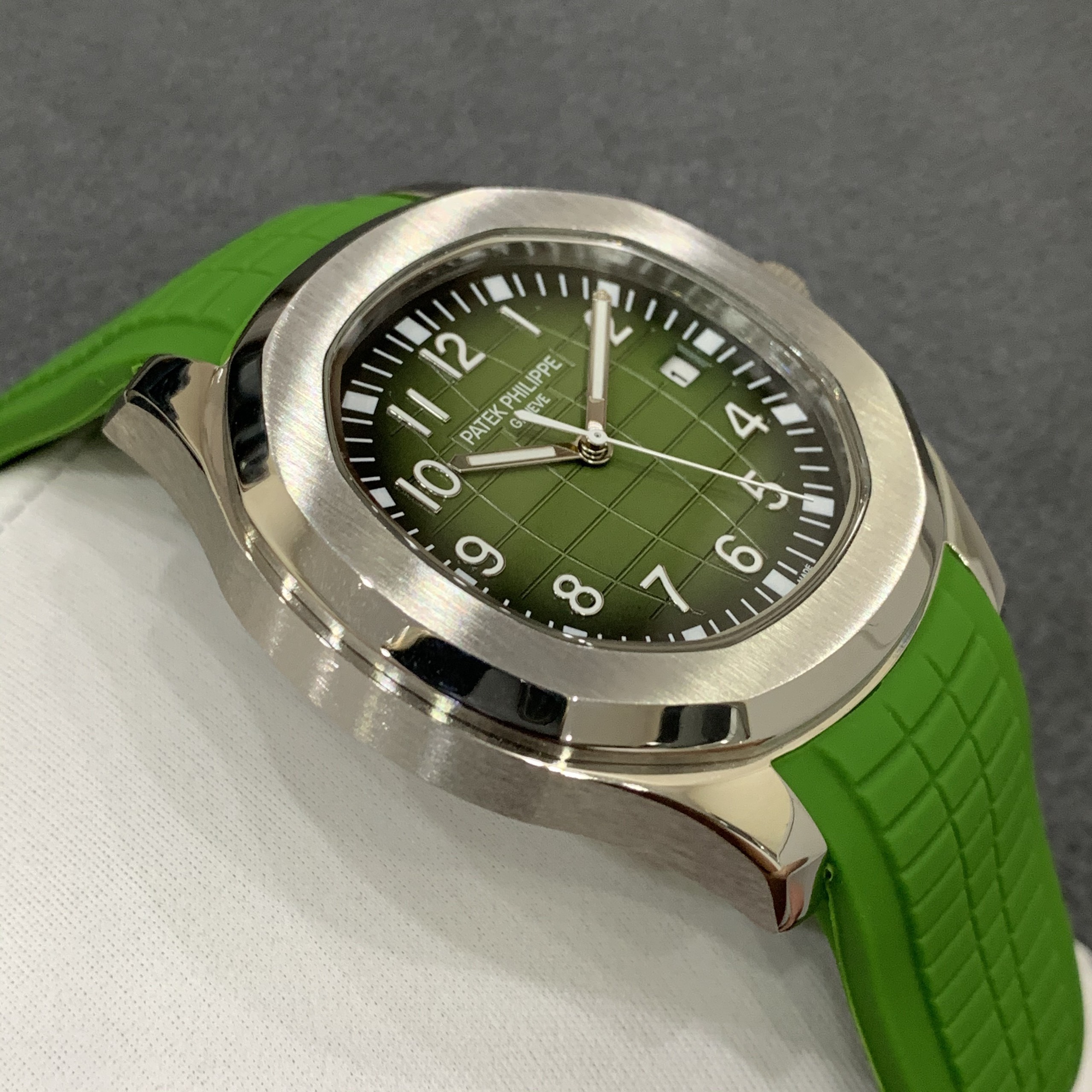 Đồng hồ Patek Philippe super fake Đồng hồ Patek Philippe super fake