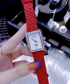 Đồng hồ đeo tay nữ đẹp Chanel
