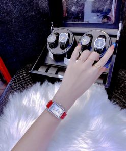 Đồng hồ nữ đính đá Chanel