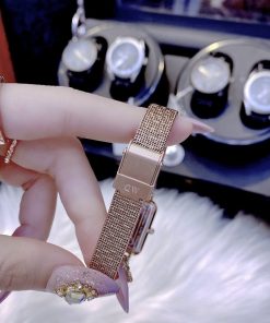 Đồng hồ Daniel Wellington giá rẻ