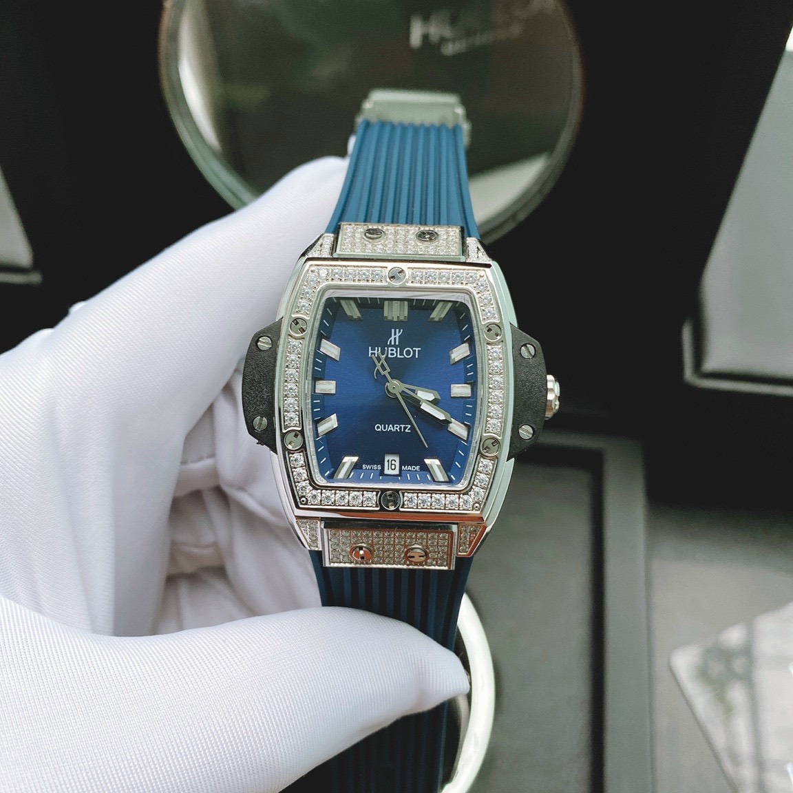 Đồng hồ Hublot Big Bang Spirit Đồng hồ Hublot Big Bang Spirit