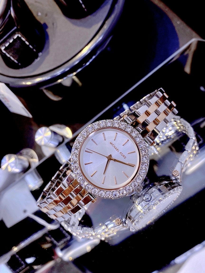 Đồng hồ Michael Kors nữ dây kim loại Đồng hồ Michael Kors nữ dây kim loại