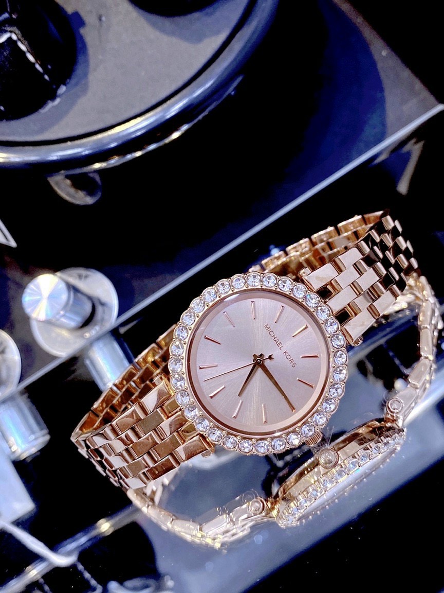 Đồng hồ Michael Kors nữ đính đá Đồng hồ Michael Kors nữ đính đá