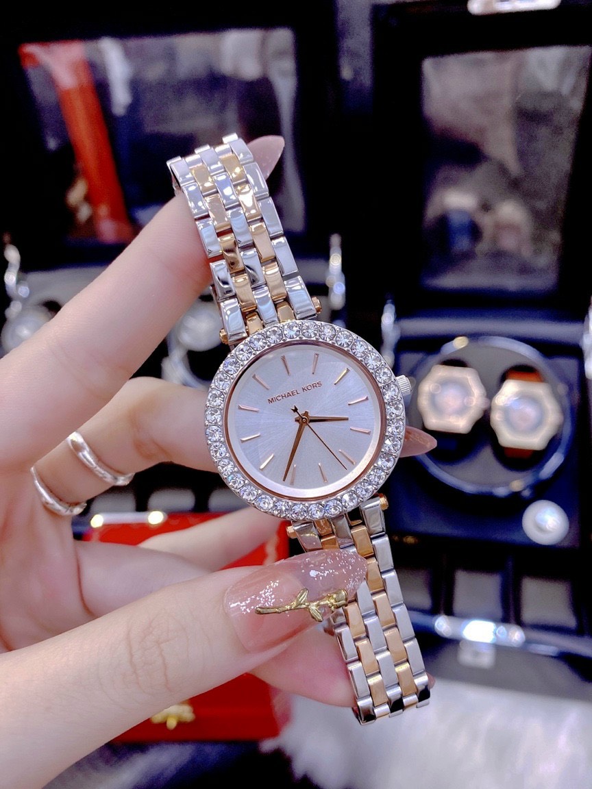 Đồng hồ Michael Kors nữ giá rẻ Đồng hồ Michael Kors nữ giá rẻ