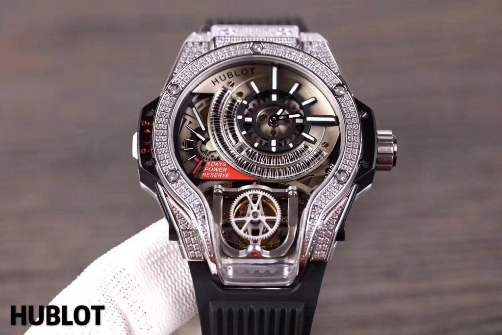 co-nen-mua-dong-ho-hublot-fake-11-khong