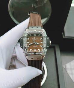 Đồng hồ Hublot dây cao su màu nâu
