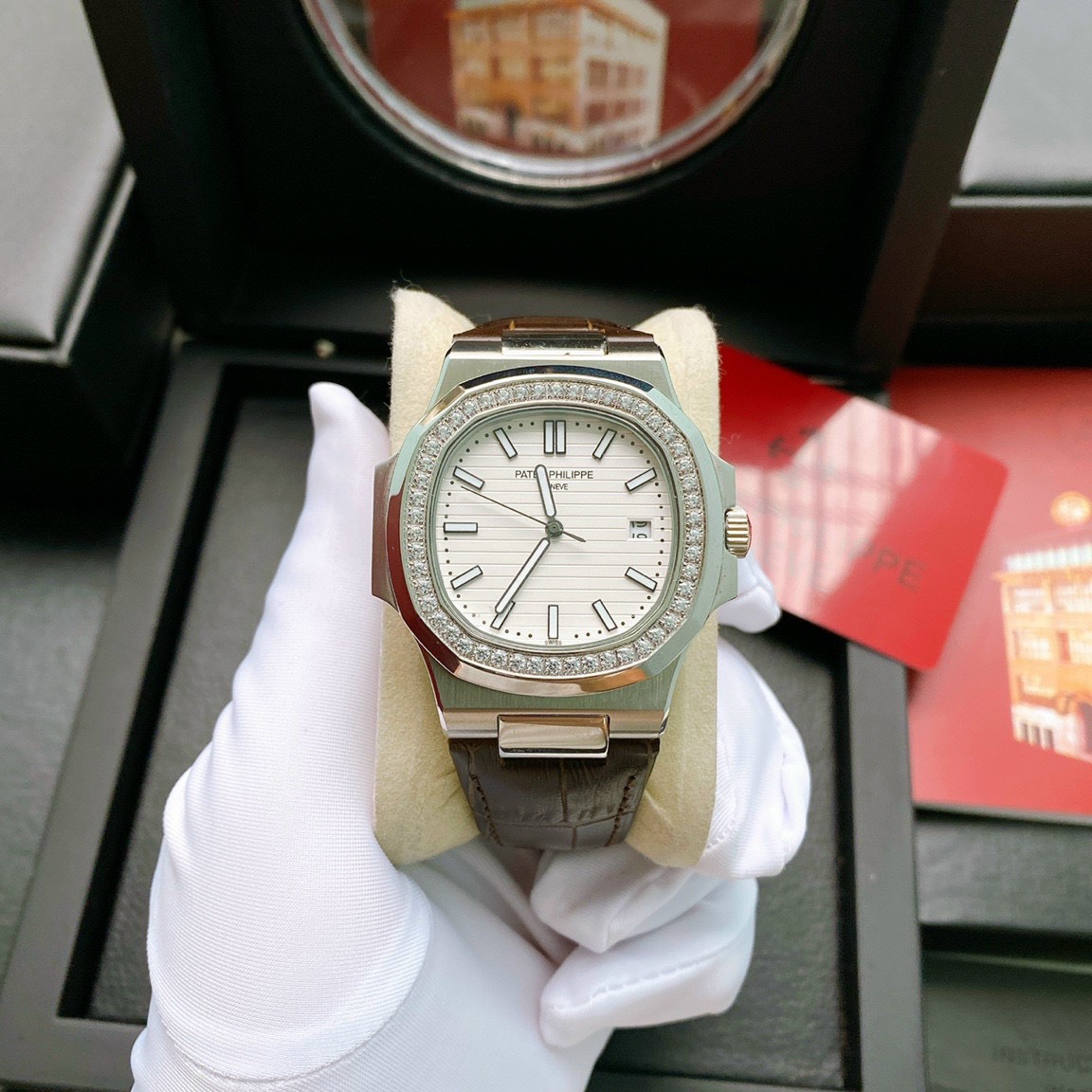 Đồng hồ nam máy cơ Patek Philippe Đồng hồ nam máy cơ Patek Philippe