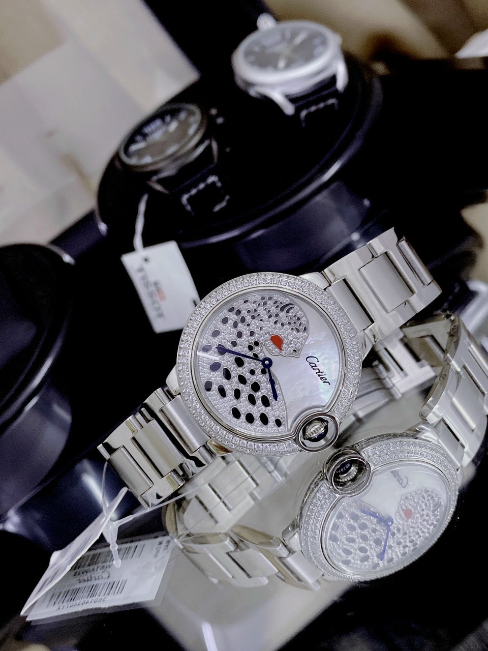 Đồng hồ Cartier nữ đính đá Đồng hồ Cartier nữ đính đá