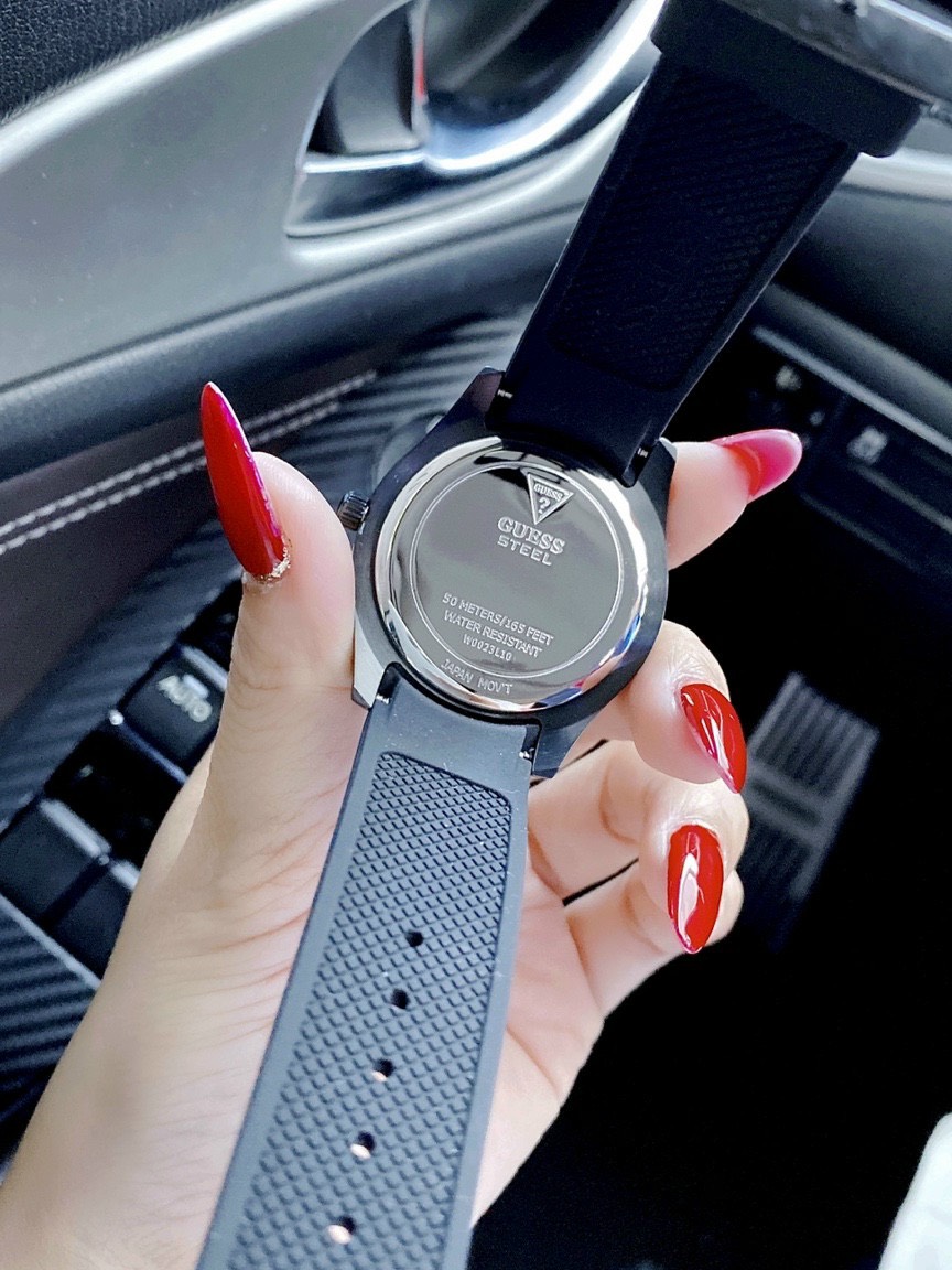 Đồng hồ Guess giá rẻ Đồng hồ Guess giá rẻ
