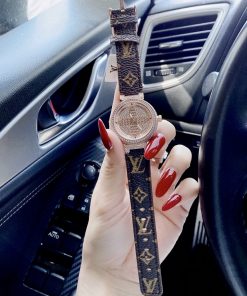 Đồng hồ Louis Vuitton nữ mặt tròn đính đá