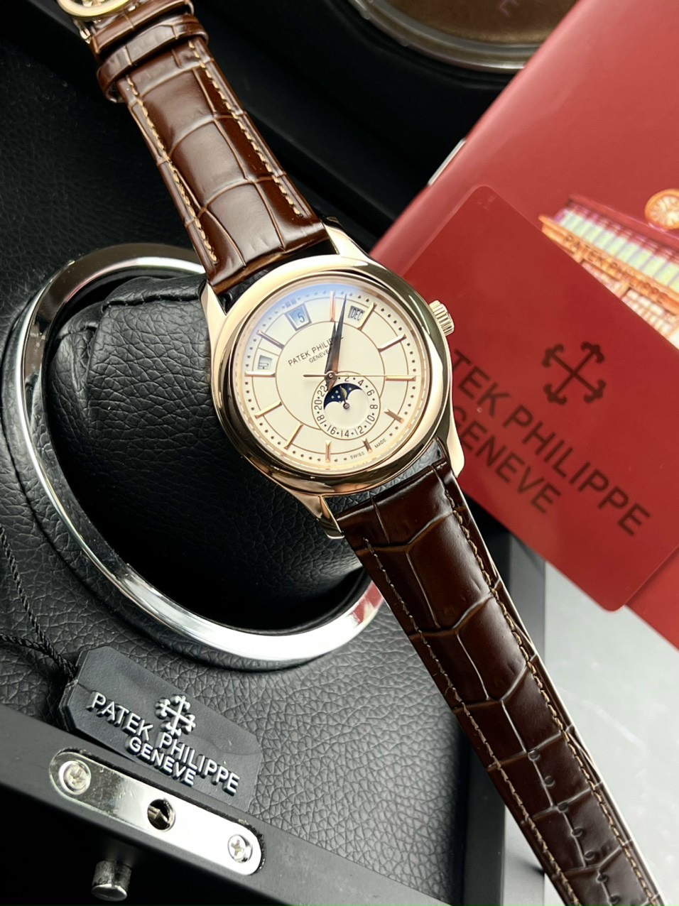 Đồng hồ Patek Philippe nam dây da màu nâu Đồng hồ Patek Philippe nam dây da màu nâu