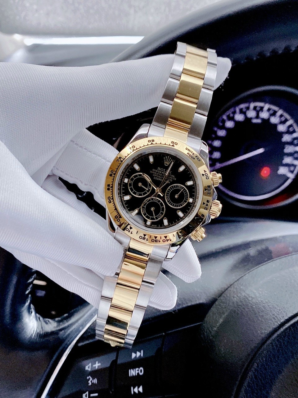 Đồng hồ Rolex siêu cấp nhật Đồng hồ Rolex siêu cấp nhật