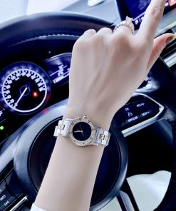 Đồng hồ nữ dây kim loại Cartier