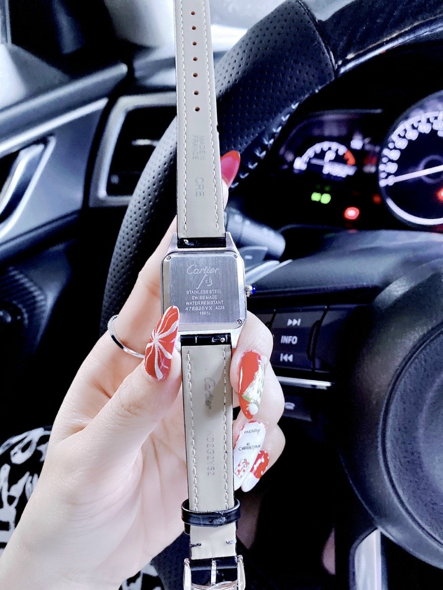 Đồng hồ Cartier super fake Đồng hồ Cartier super fake