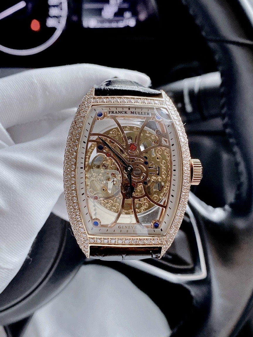 Đồng hồ Franck Muller nam đính đá Đồng hồ Franck Muller nam đính đá