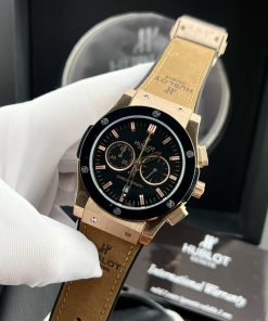Đồng hồ Hublot dây cao su màu nâu