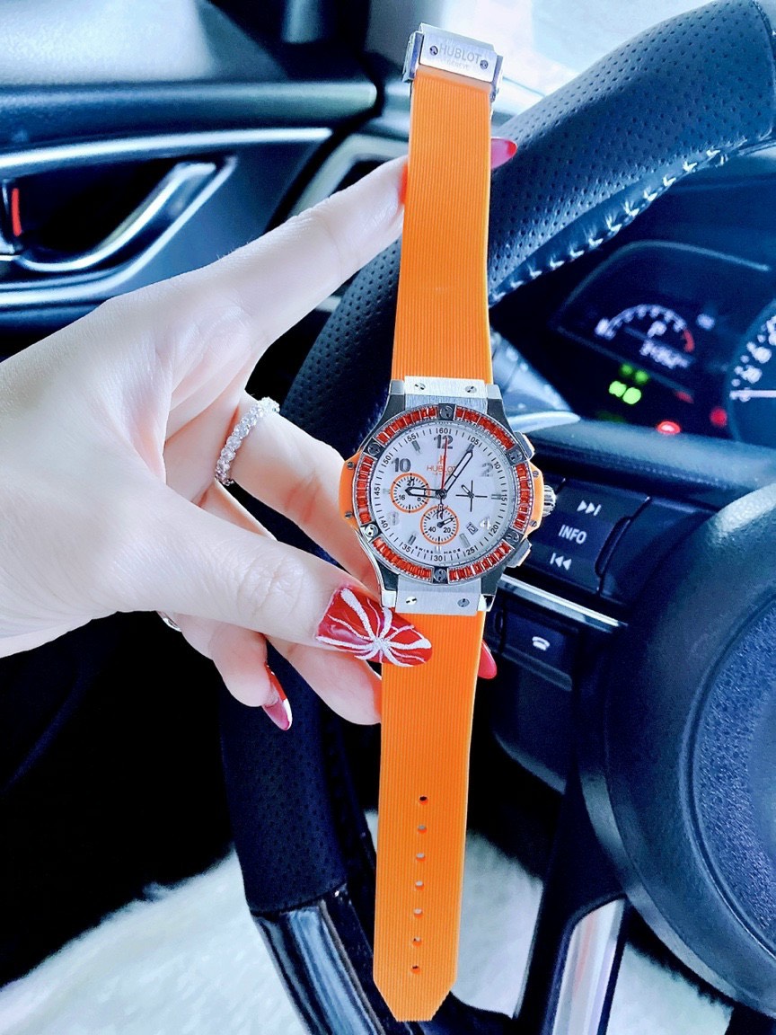 Đồng hồ Hublot nữ dây cao su màu cam Đồng hồ Hublot nữ dây cao su màu cam
