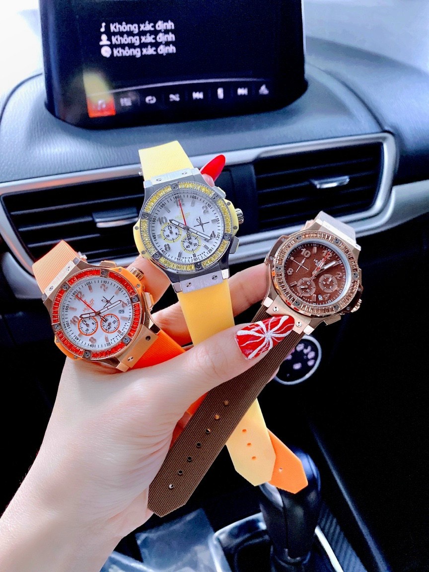 Đồng hồ Hublot nữ đính đá Đồng hồ Hublot nữ đính đá
