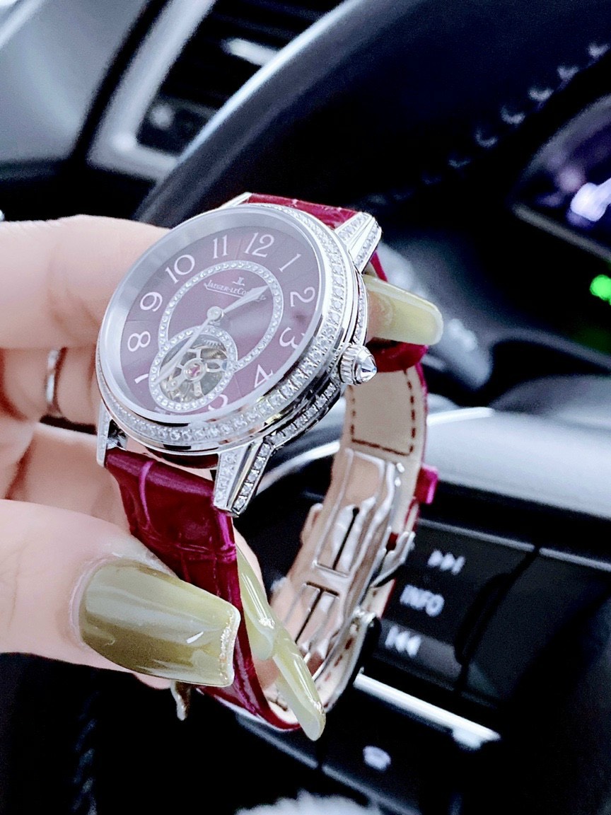 Đồng hồ Jaeger Lecoultre automatic Đồng hồ Jaeger Lecoultre automatic